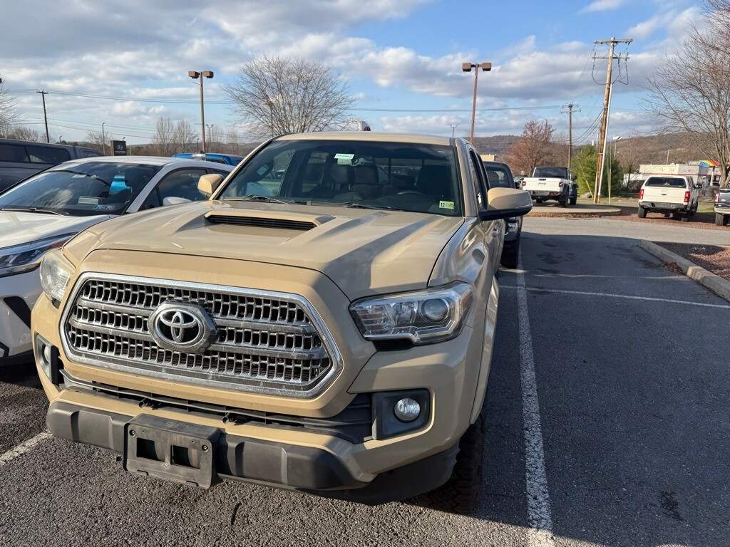 Used 2017 Toyota Tacoma TRD Sport Truck
