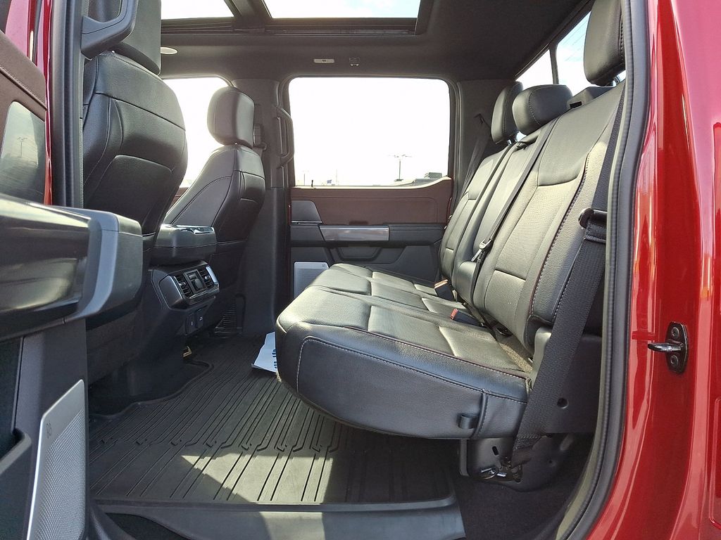 2023 Ford F-150 Lariat - Photo 13