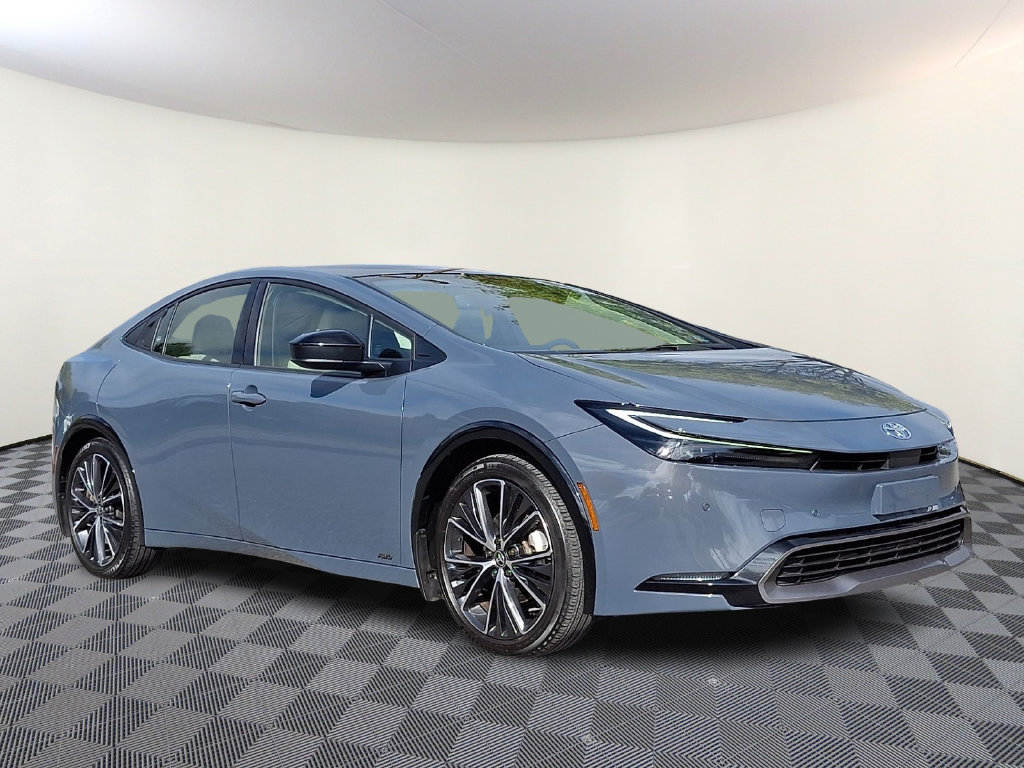 2024 Toyota Prius XLE Hatchback