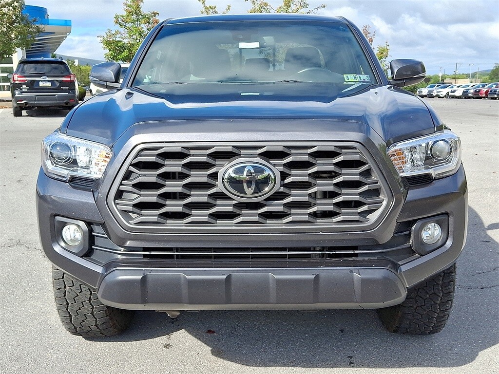 2022 Toyota Tacoma TRD Off-Road photo 4