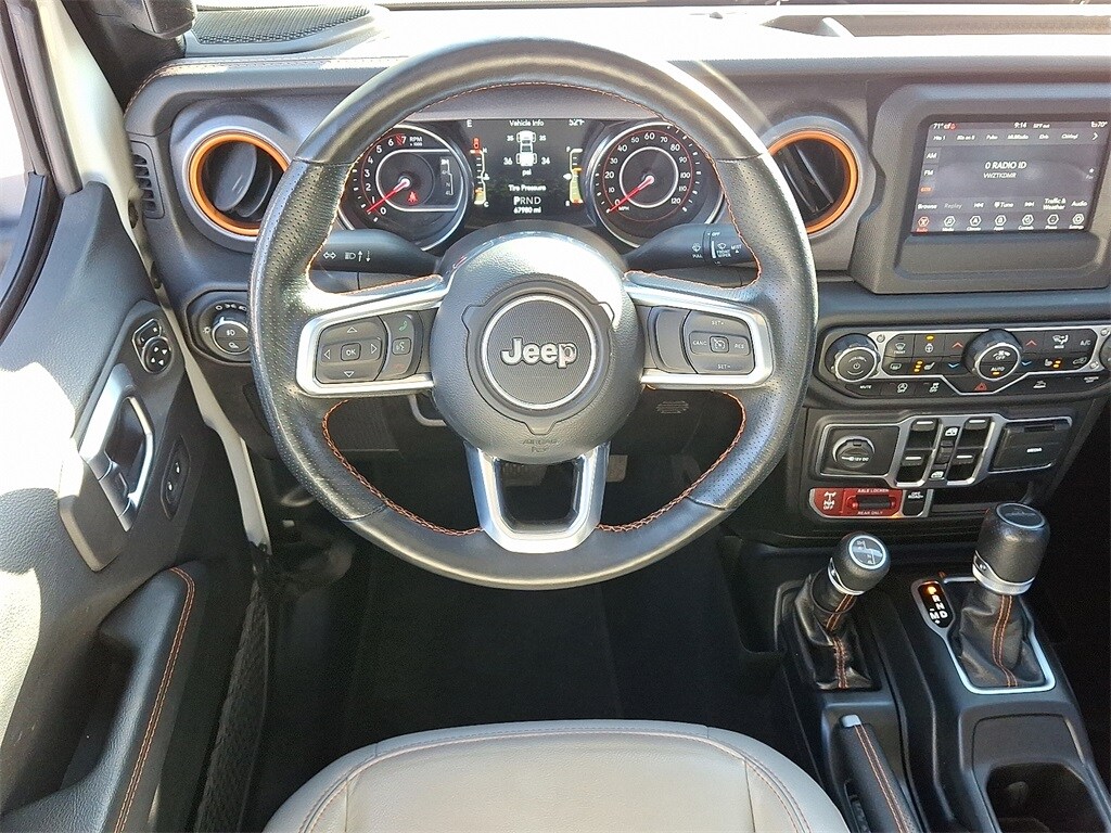 2021 Jeep Gladiator Mojave photo 2