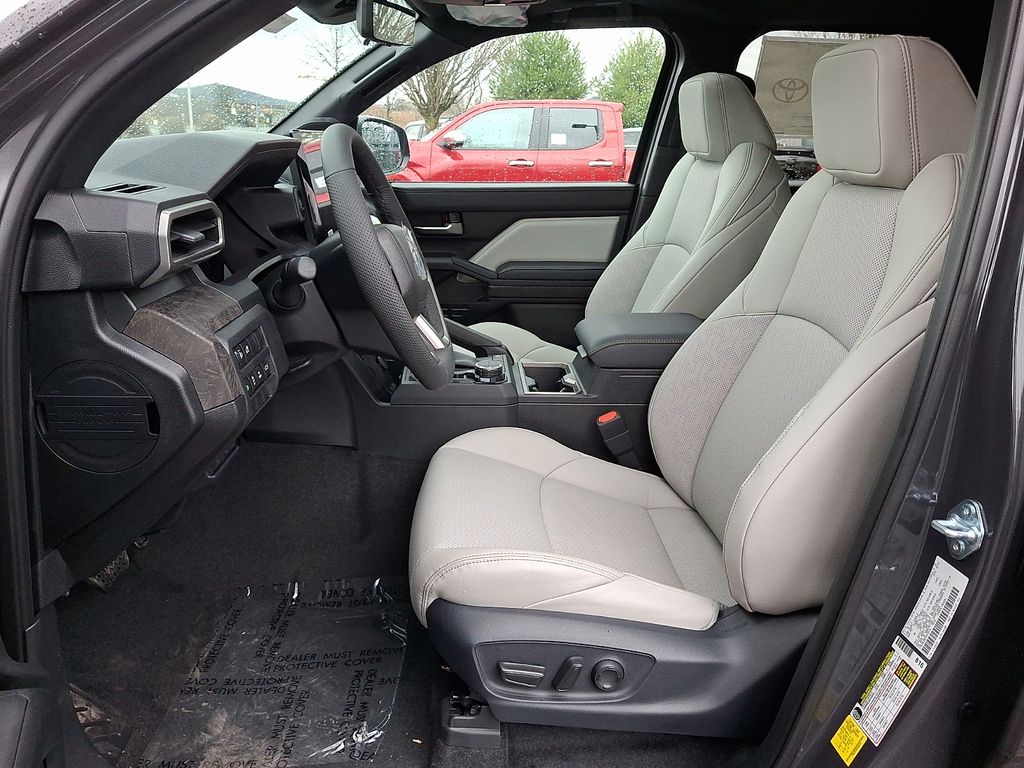 2026 Toyota Tacoma Limited - Photo 7