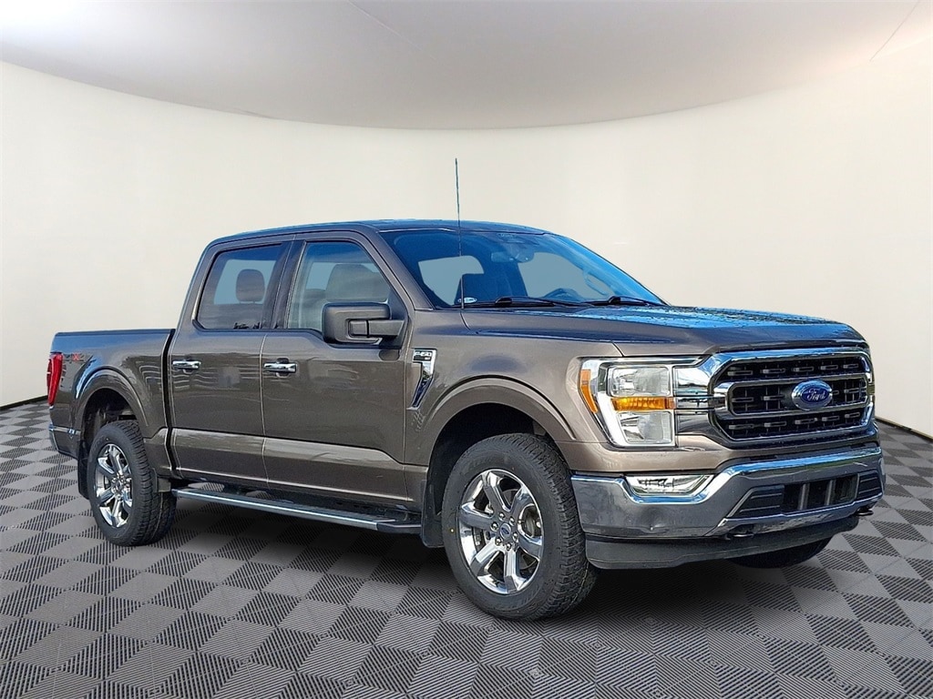 2022 Ford F-150 XLT's photo