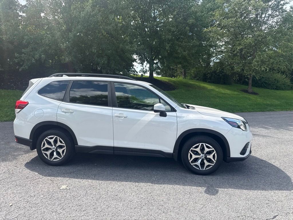 Used 2023 Subaru Forester Premium SUV