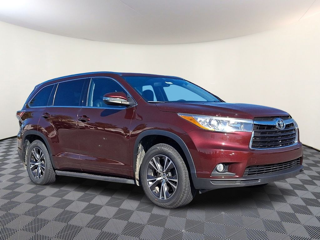 2016 Toyota Highlander XLE
