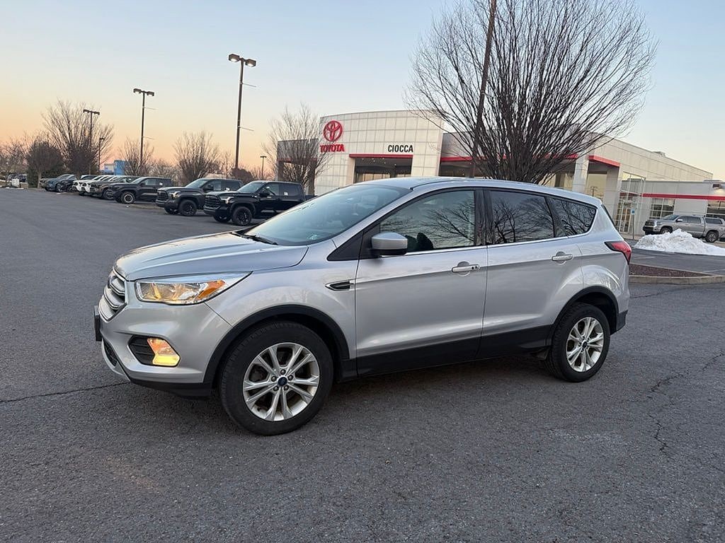 Used 2019 Ford Escape SE SUV