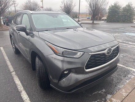 2023 Toyota Highlander XLE SUV