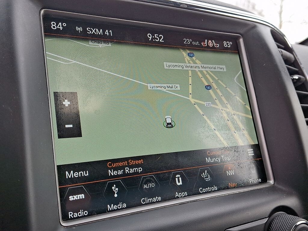 Used 2018 Jeep Grand Cherokee Limited SUV