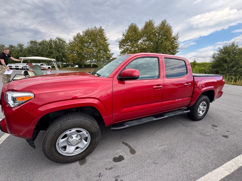 2023 Toyota Tacoma SR photo 2