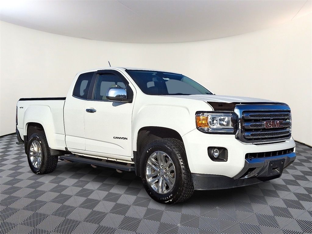 2017 GMC Canyon SLT's photo