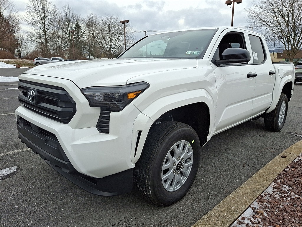New 2025 Toyota Tacoma SR Truck