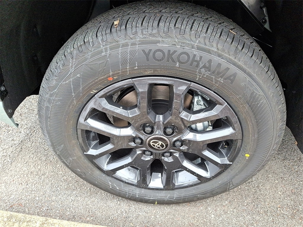 New 2026 Toyota Tundra Platinum Truck