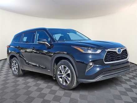 2021 Toyota Highlander Hybrid XLE SUV