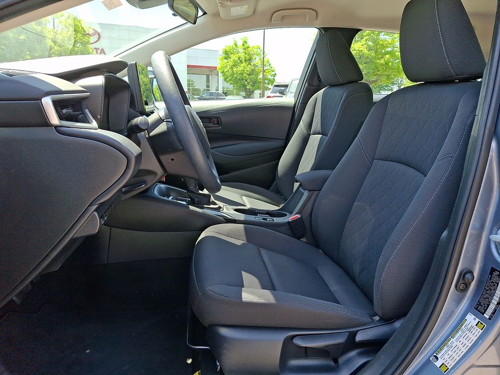 2024 Toyota Corolla LE - Photo 16