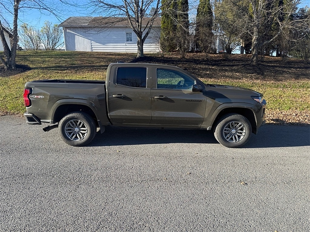 Used 2024 Chevrolet Colorado LT Truck