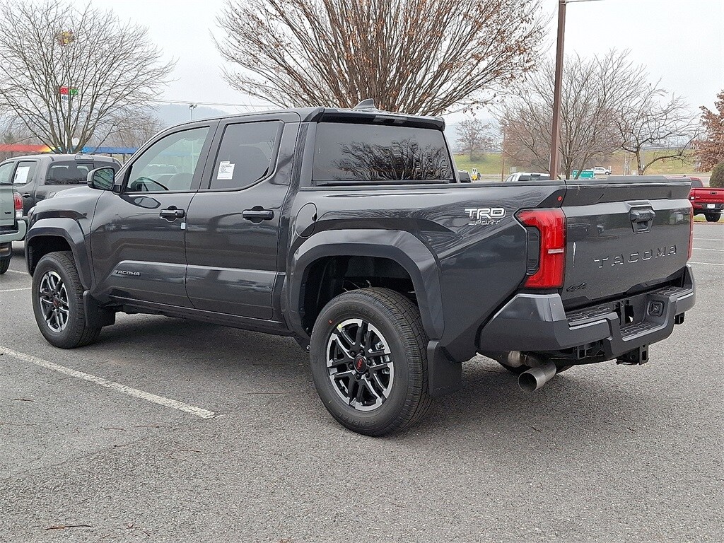 2025 Toyota Tacoma TRD Sport photo 3