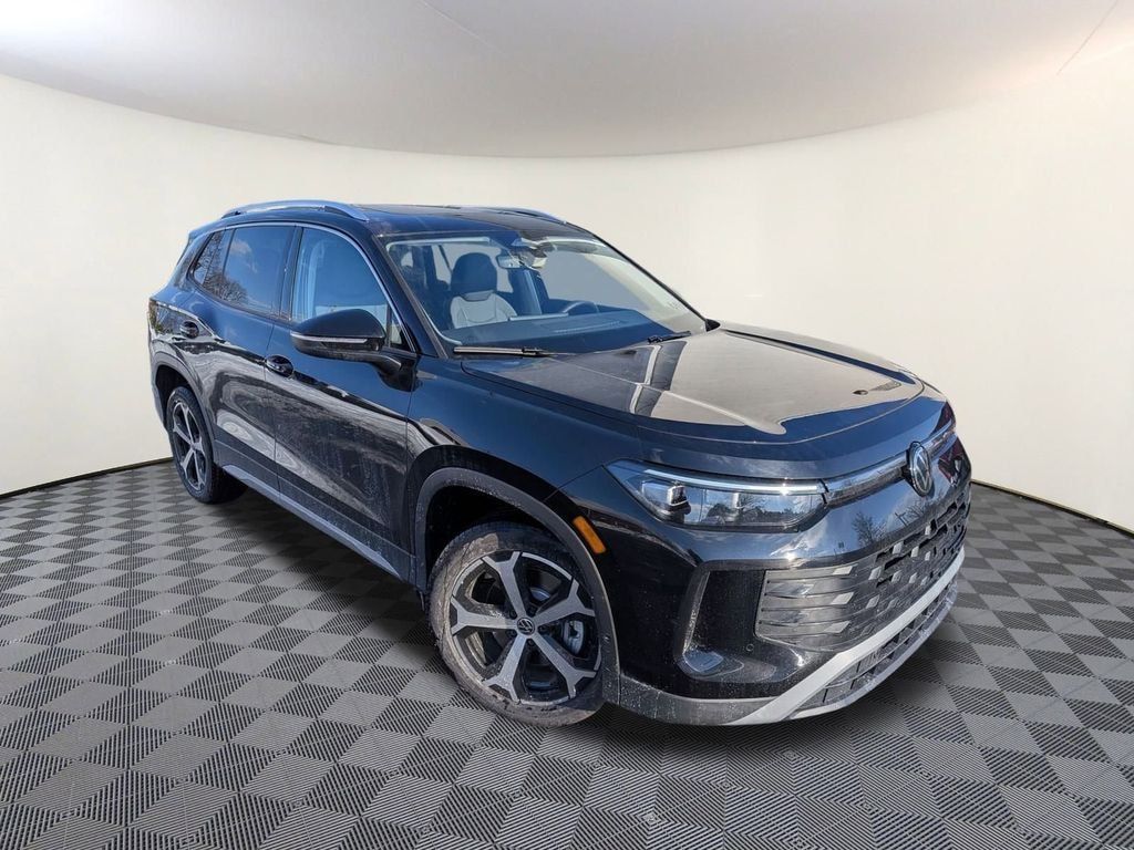 New 2026 Volkswagen Tiguan 2.0T SE SUV