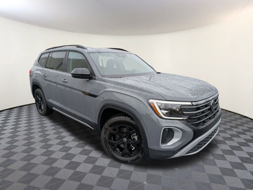2026 Volkswagen Atlas Atlas Peak Edition's photo