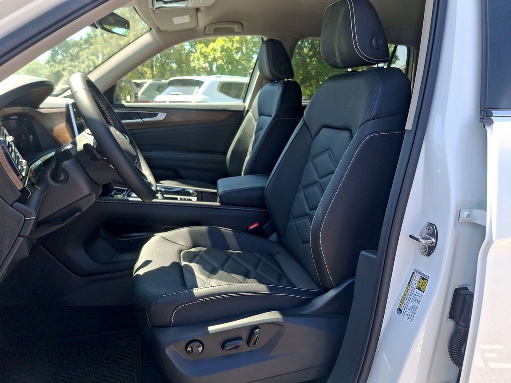 2026 Volkswagen Atlas SE w/Tech - Photo 12