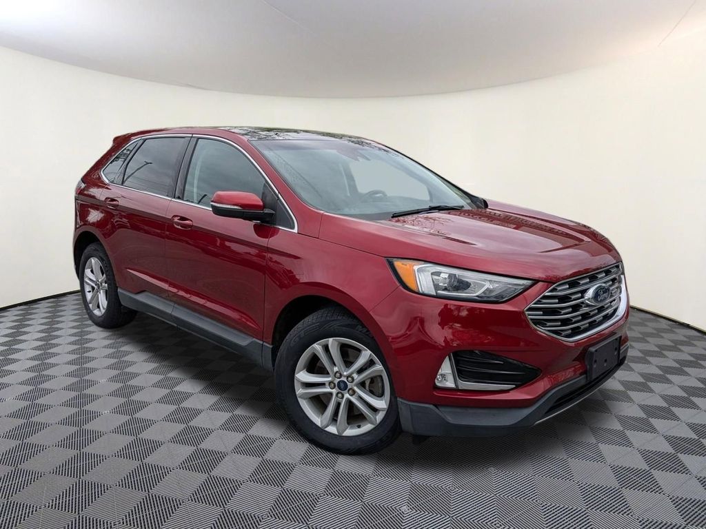 2019 Ford Edge SEL AWD's photo