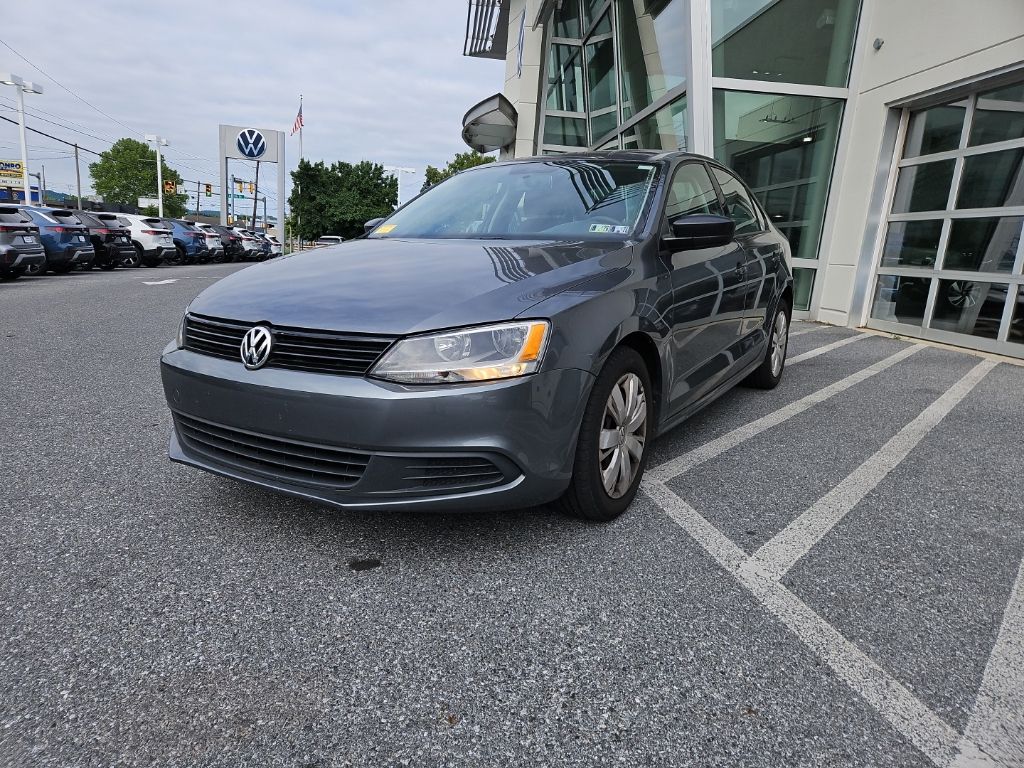 2013 Volkswagen Jetta's photo
