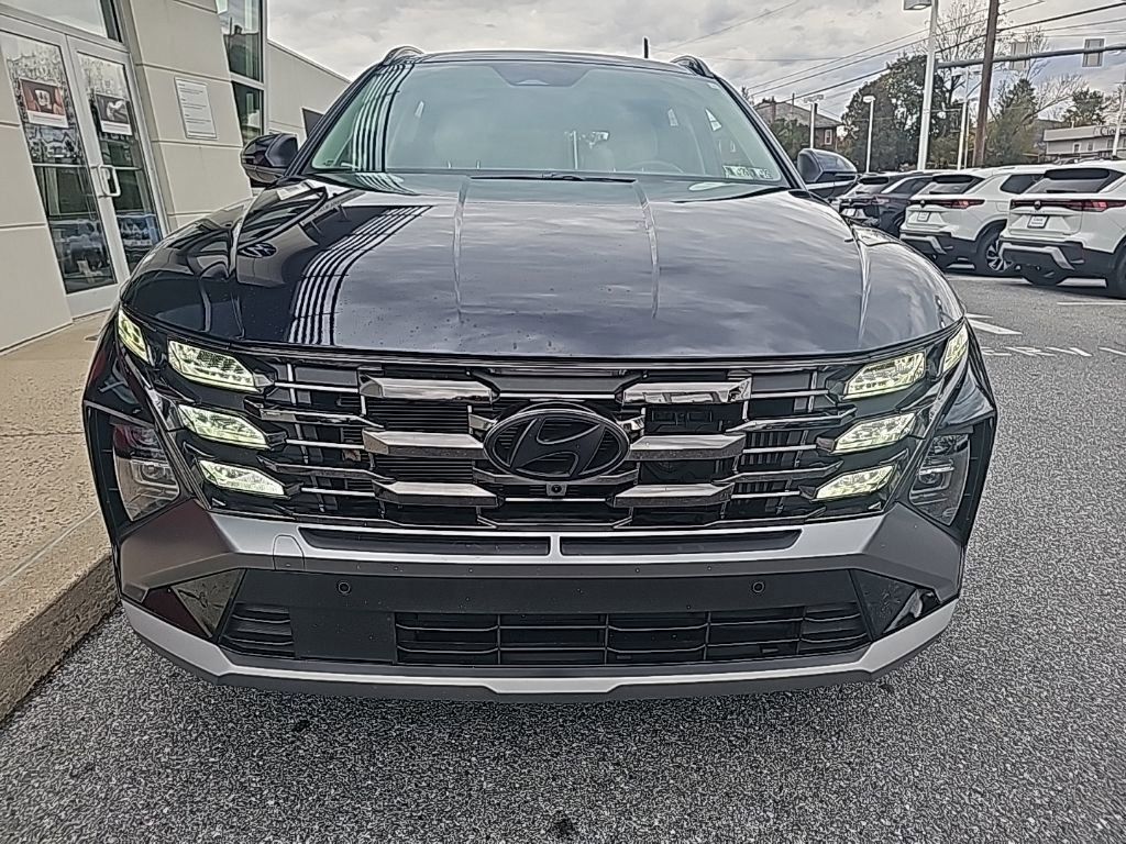 2025 Hyundai Tucson Hybrid Limited photo 3