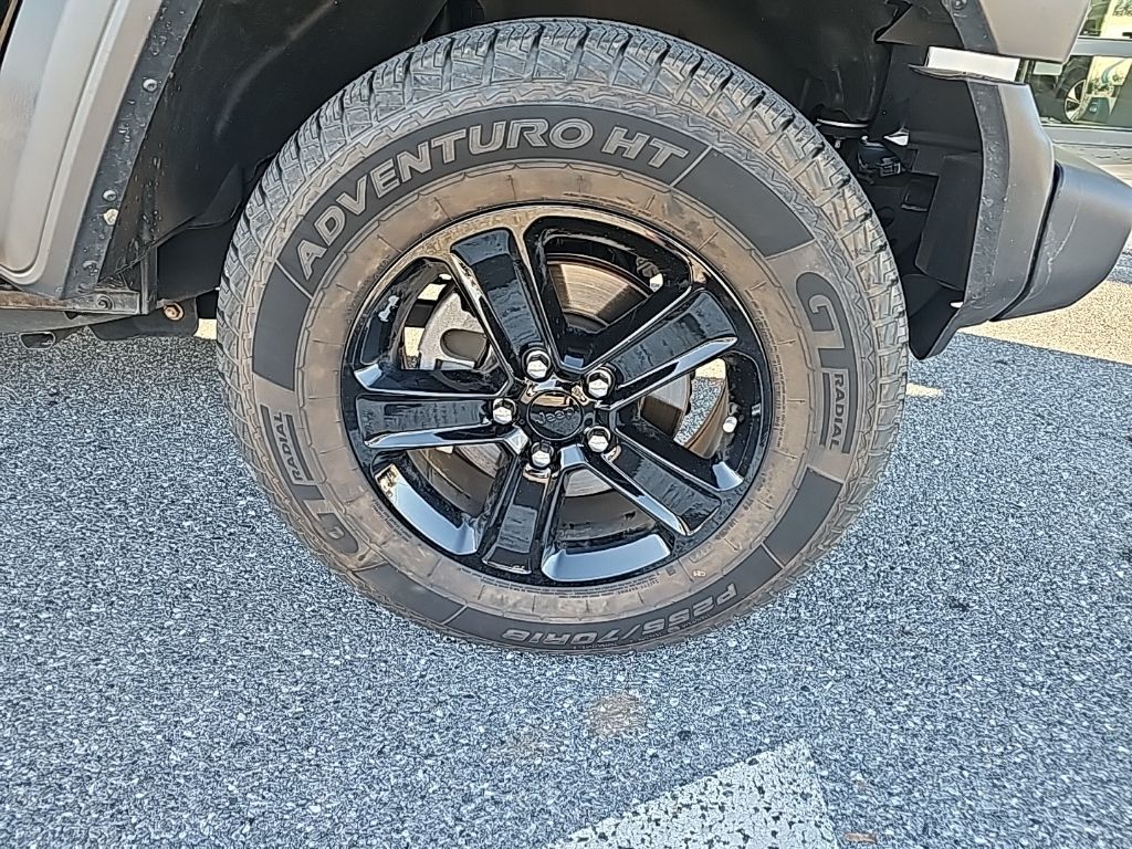 2021 Jeep Wrangler Unlimited Sport Altitude photo 3