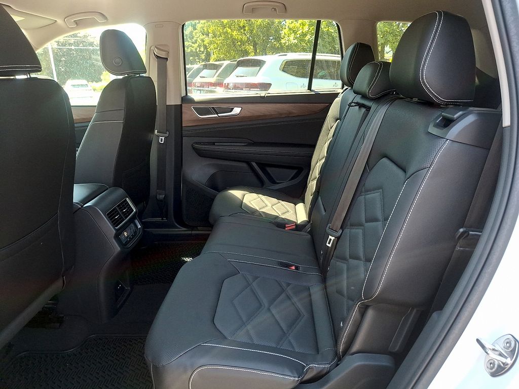 2026 Volkswagen Atlas SE w/Tech - Photo 9