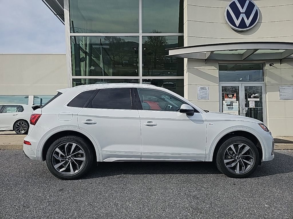 2023 Audi Q5 45 S line Premium Plus photo 4