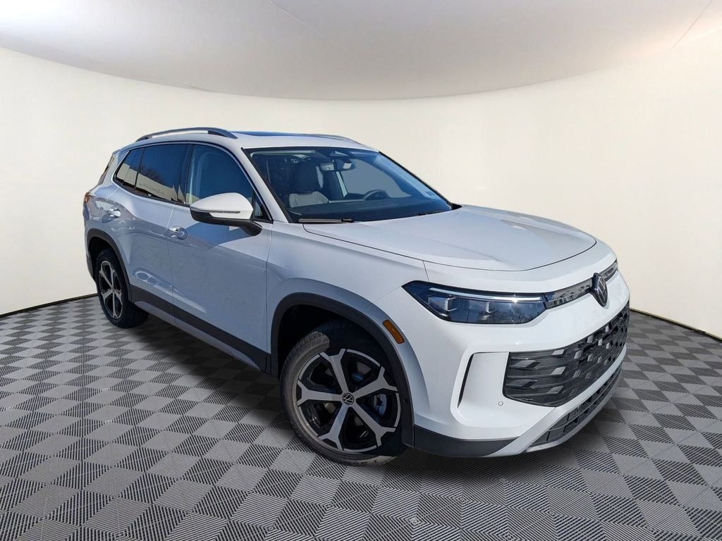 New 2026 Volkswagen Tiguan 2.0T SE SUV