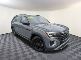 2024 Volkswagen Atlas 2.0T Peak Edition SE w/Technology SUV for sale in Muncy PA