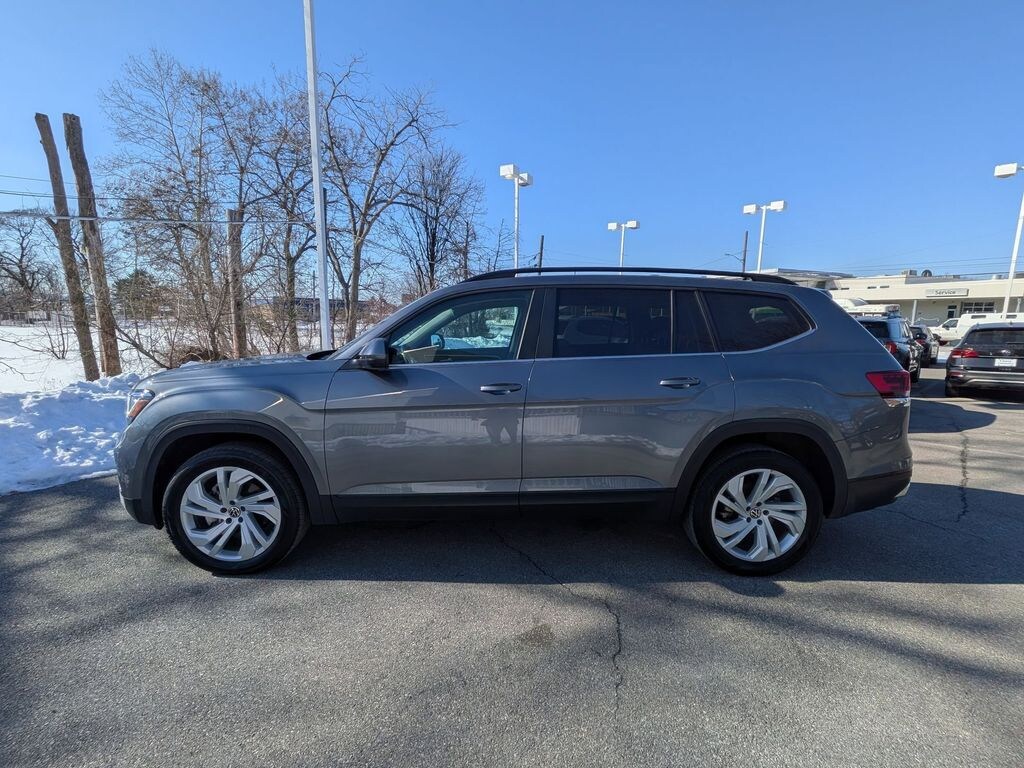 Used 2022 Volkswagen Atlas 2.0T SE w/Technology SUV