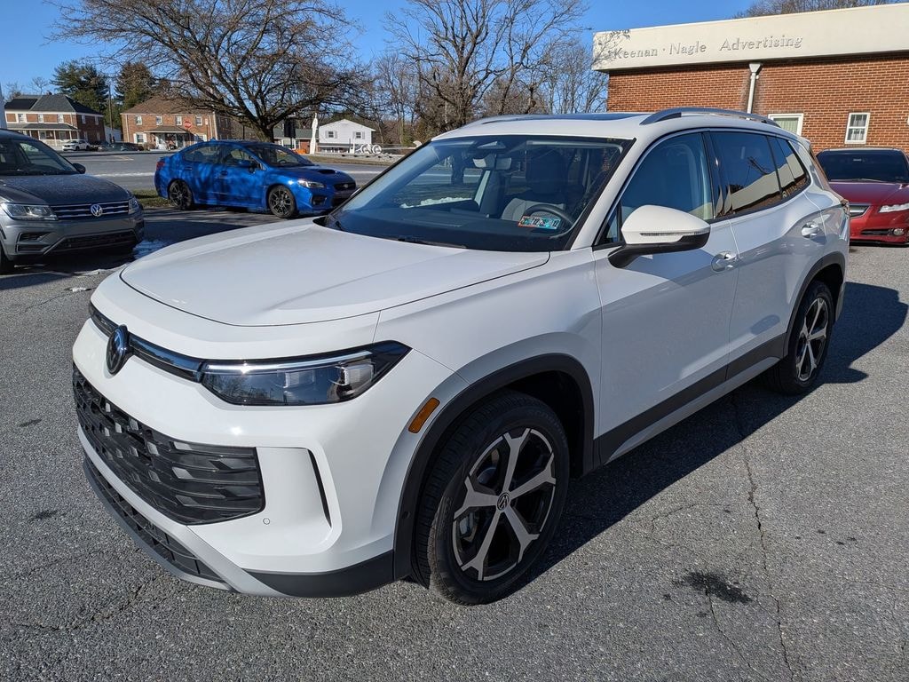 New 2026 Volkswagen Tiguan 2.0T SE SUV