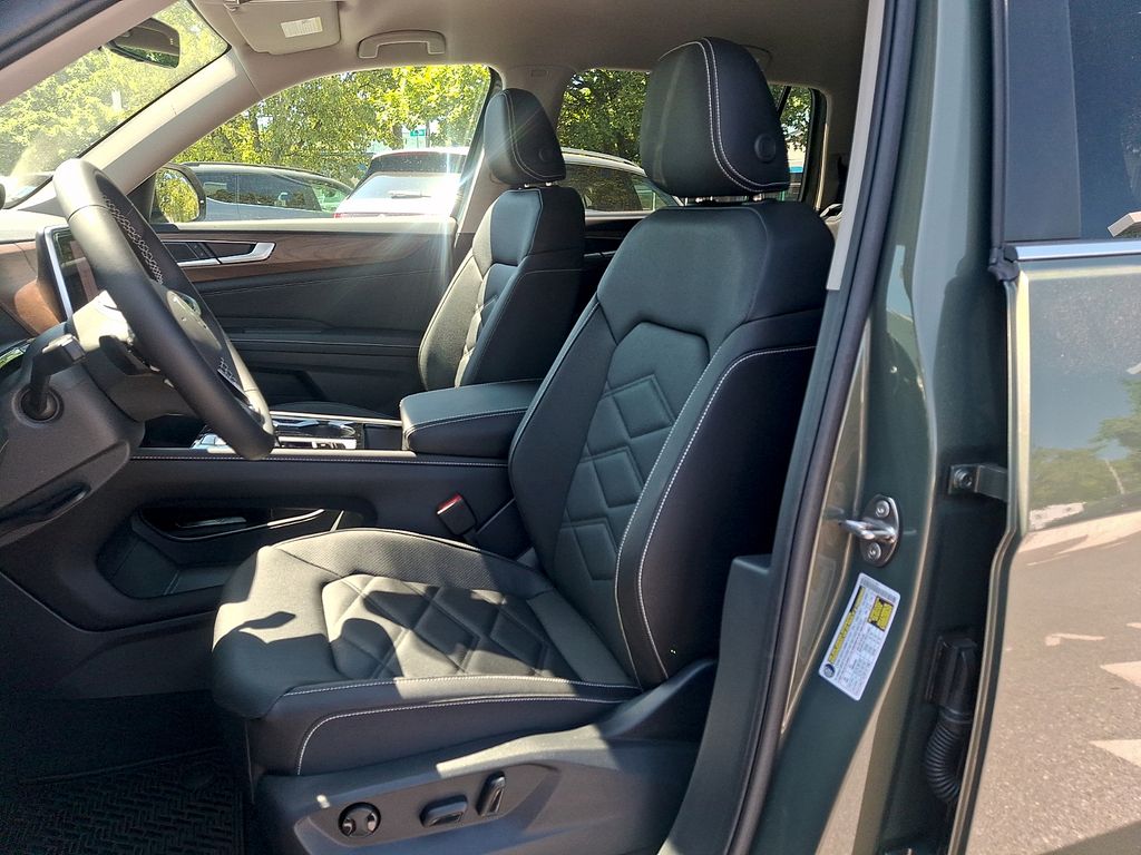 2026 Volkswagen Atlas SE w/Tech - Photo 11