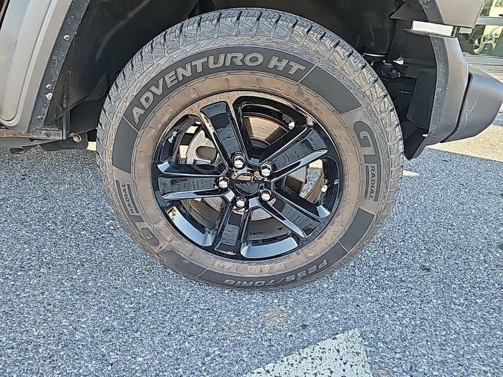 2021 Jeep Wrangler Unlimited Sport Altitude photo 3