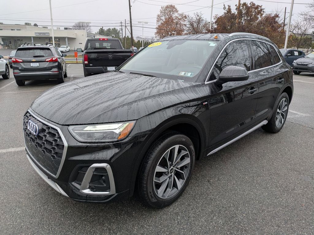2023 Audi Q5 45 S line Premium Plus photo 3