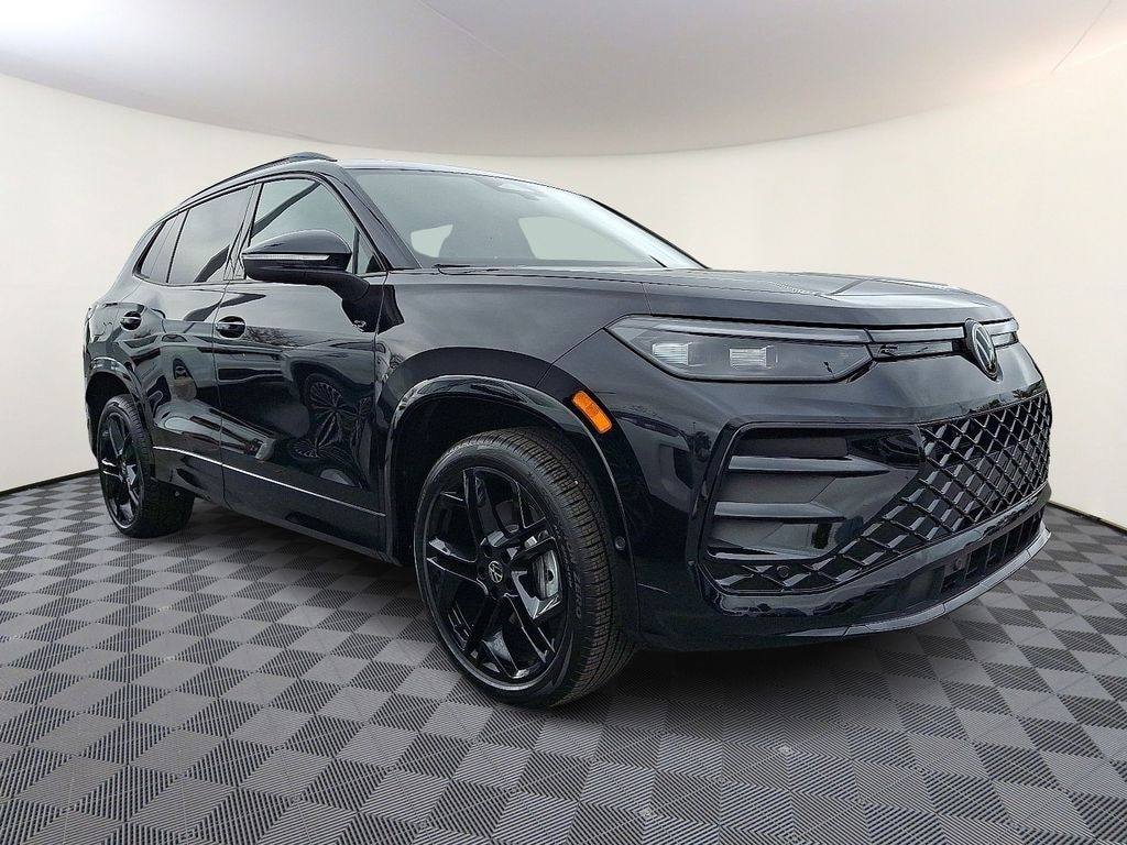 New 2025 Volkswagen Tiguan 2.0T SE R-Line Black SUV