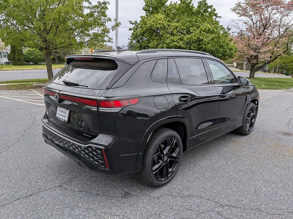 2026 Volkswagen Tiguan SE R-LINE BLACK - Photo 6