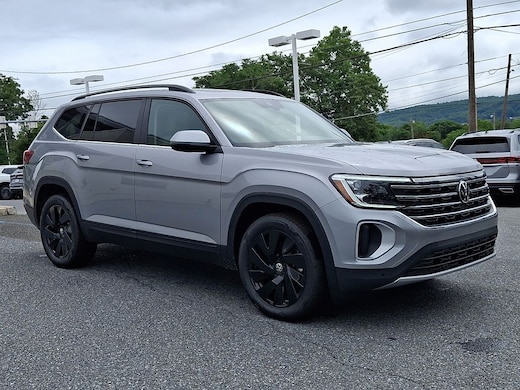 2026 Volkswagen Atlas SE w/Technology SUV