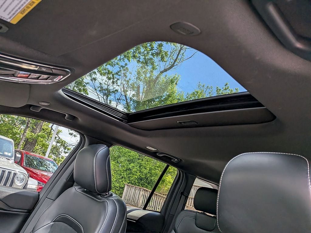 2023 Jeep Grand Cherokee Altitude - Photo 19