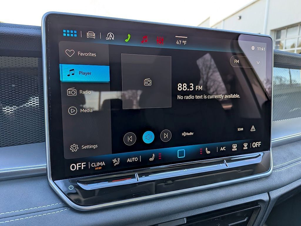 2026 Volkswagen Tiguan SE - Photo 9