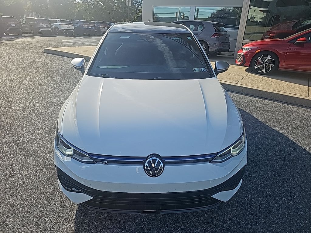 2024 Volkswagen Golf R photo 2