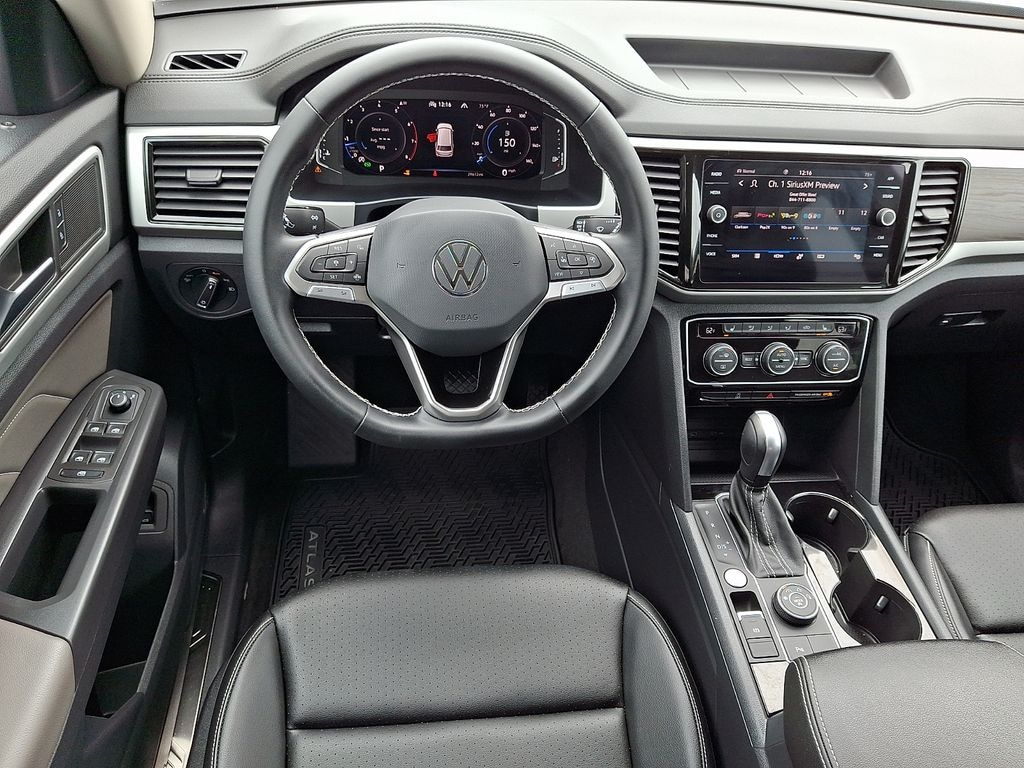 Used 2023 Volkswagen Atlas 3.6L V6 SE w/Technology SUV