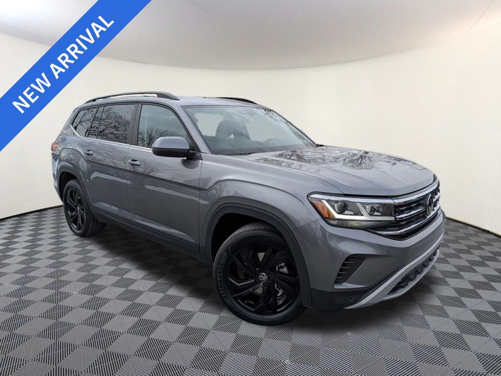 2023 Volkswagen Atlas SE w/Tech