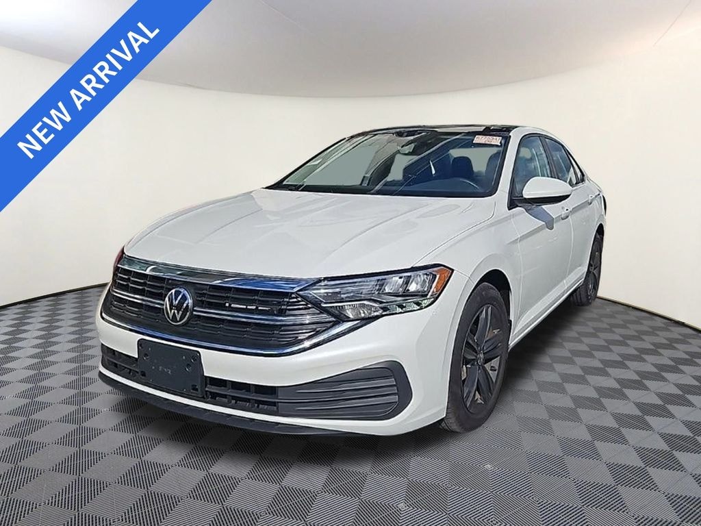 Used 2024 Volkswagen Jetta 1.5T SE Sedan
