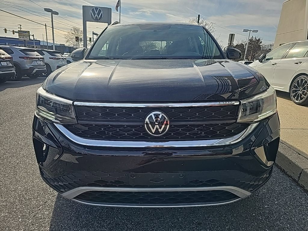 Used 2022 Volkswagen Taos 1.5T SE SUV