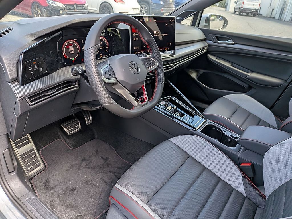 2026 Volkswagen Golf GTI SE - Photo 7