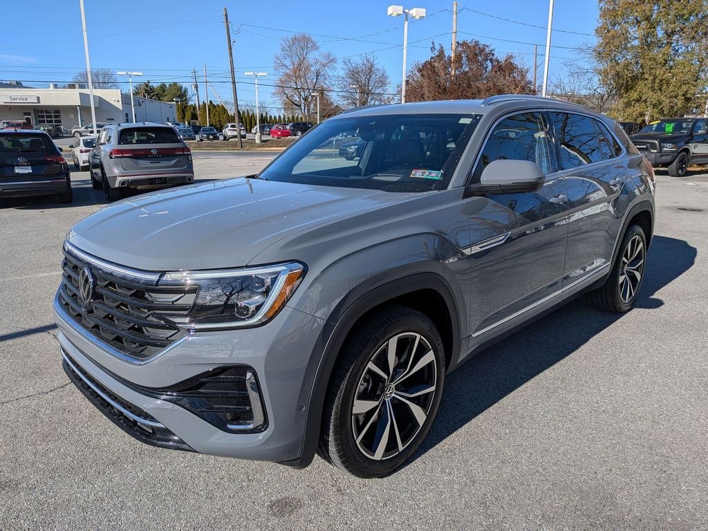 Used 2025 Volkswagen Atlas Cross Sport 2.0T SEL Premium R-Line SUV