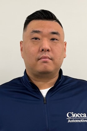 Staff member Andrew Kim from ID_d4a85239ad5c