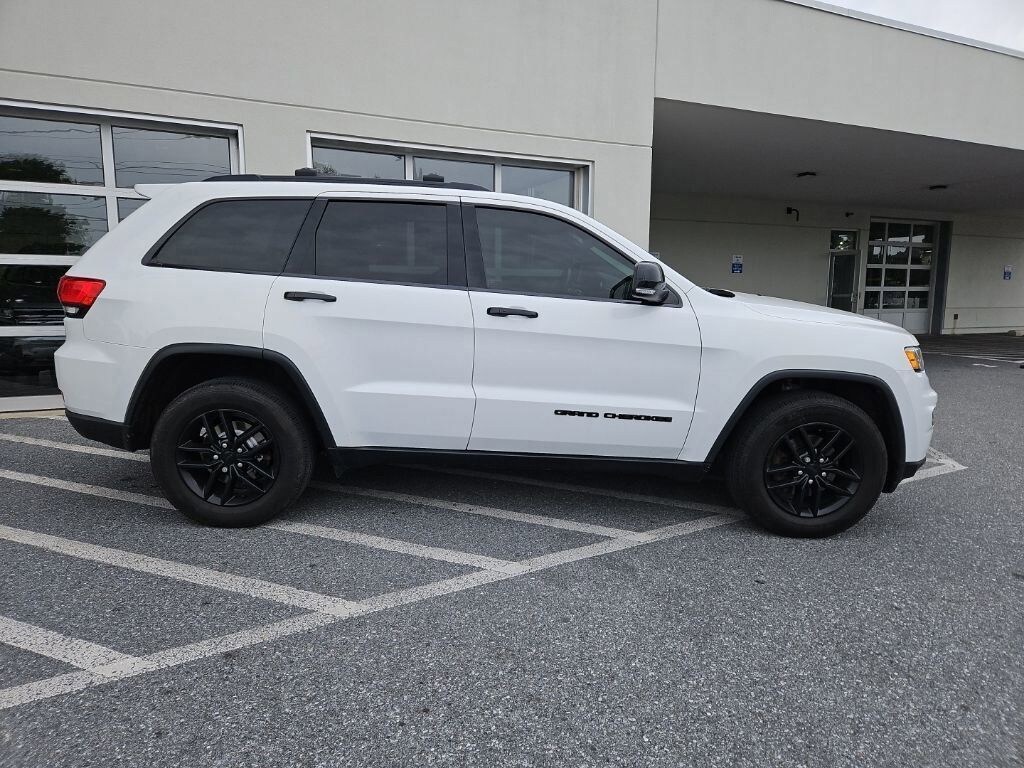 Used 2017 Jeep Grand Cherokee Limited 4x4 SUV
